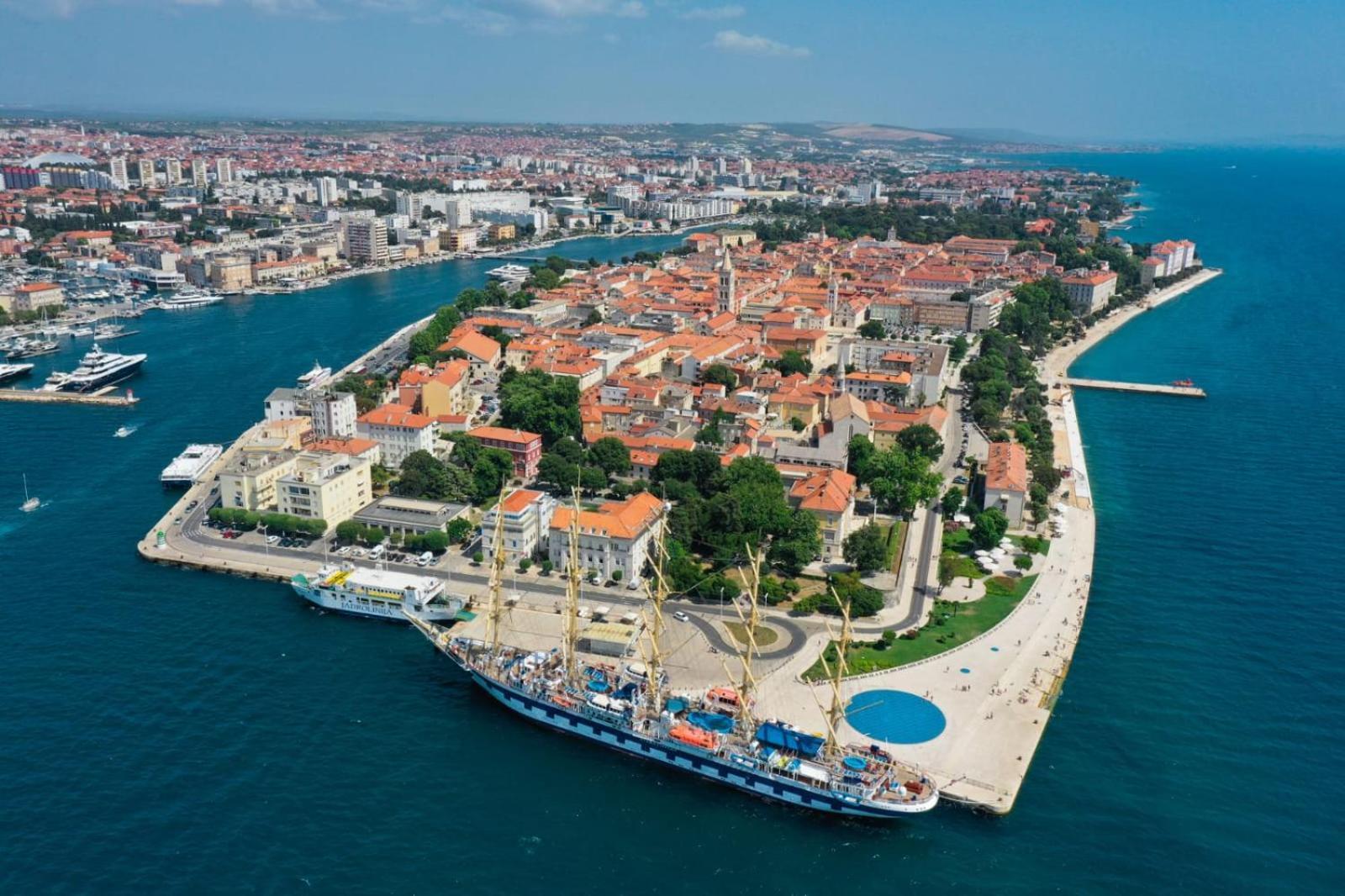 Piccola Pyrotima Zadar Exterior foto