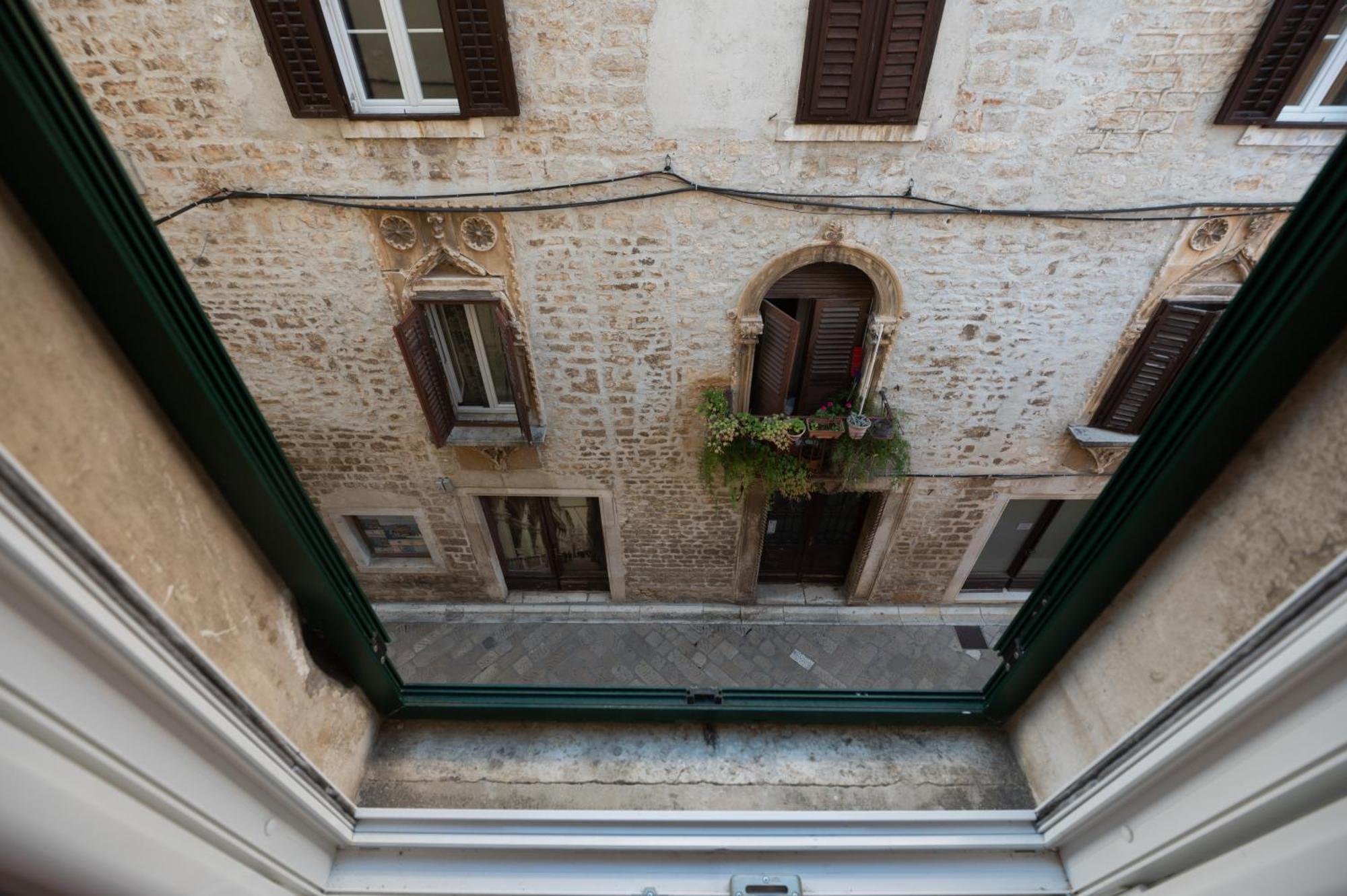 Piccola Pyrotima Zadar Exterior foto